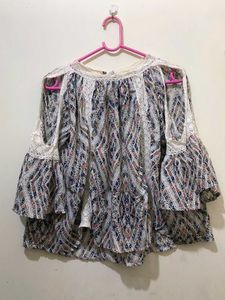 cold shoulder floral top 38-42