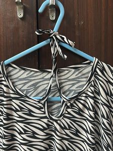 Stylish Zebra Print Top