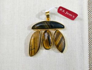 Beautiful Tiger&#39;s Eye Stone Pendant For Women