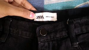 ZARA SHORTS