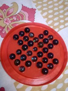 Brainvita - Solo Brain Teaser Game