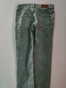 Stylish Denim Baggy Jeans
