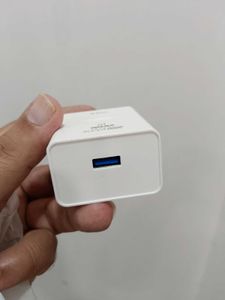 combo OnePlus Wireless Z2 &amp; Charger