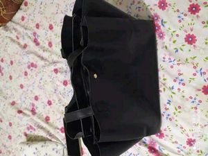 black tote bag