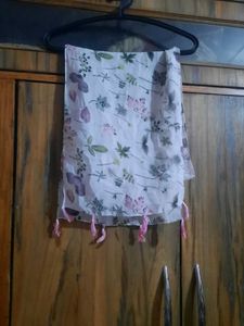 Combo Of Black And White Stoles
