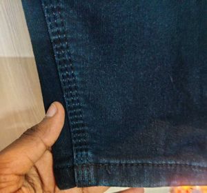 Dark Wash Distressed Skinny Jeans