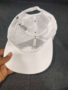 ☁️ Pure White: Adidas Performance Cap