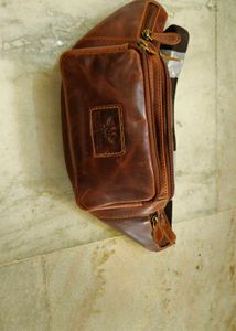 WILD HUNTER Vintage Leather Belt Bag