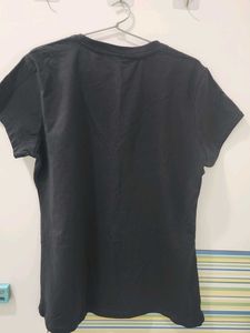 Basic Black Crew Neck Tee