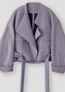 Chic Cropped Belted Jacket