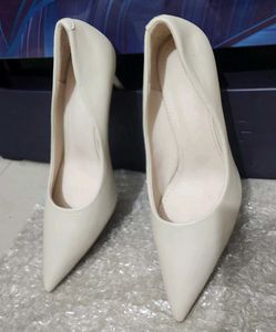Classic White Pointed Heels