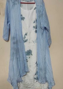 Women single piece dress with Fish cut shrug Total