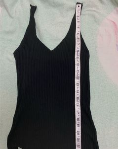 BASIC RIPPED BLACK LONG TANK TOP