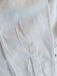 👨‍🦱Branded White Shirt