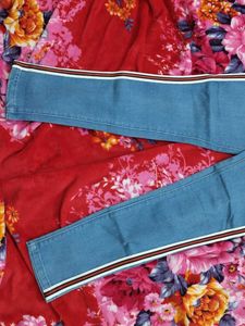 Striped Detail Jeans