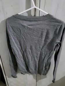 V Neck Grey Sweatshirt