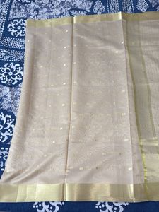 Beige Banarasi Saree With Zaree Work