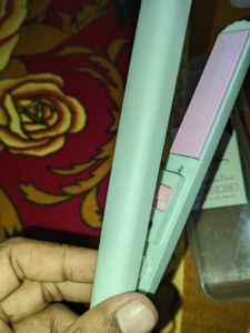 Brand New Hair Straightener