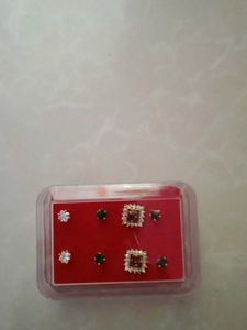 EMERALD LOOK 4 set studs