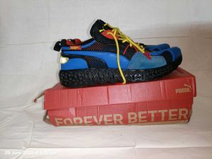 Puma Sneakers