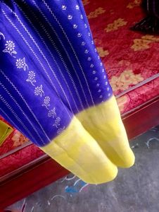 beautiful combination colour Saree