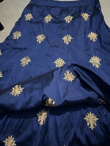 Skirt With Net Dupatta