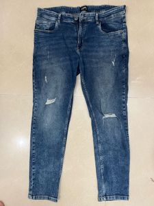 NUON |Westside| Distressed Jeans