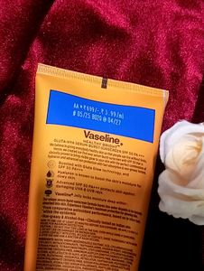Gluta Hya Antioxidant SPF 50 PA+++ Sunscreen(175ml
