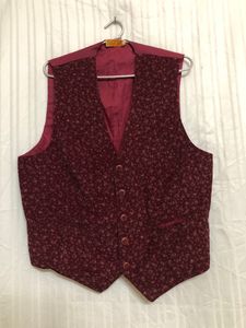 Custom & Made Maroon Waistcoat