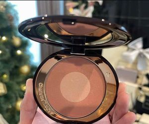 Charlotte Tilbury Cheek To Chic-blush