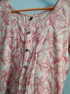 Floral Print Kurta And Cullotte.