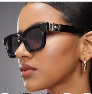 John Jacobs Women Black Full Rim Square Sunglasses