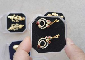 GOLDEN EARRINGS 🤩-2 Pcs
