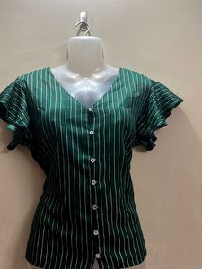 Beautiful Green Classic Top❤️