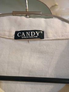 Cute Collared Crop Top