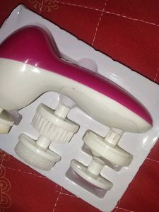 5 In 1 Beauty Care Massager💗 With Two Batteries🔋 Free