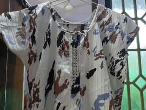 Printed White Top