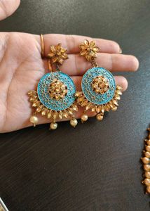 Women Light Blue Choker Set
