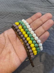 Set Of 5 Pearls And Beads