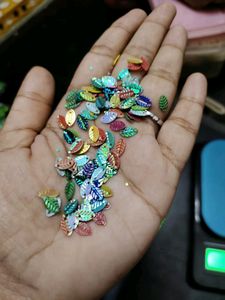 Multi Colour Leafs