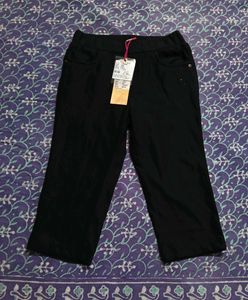 Black Capri Pants