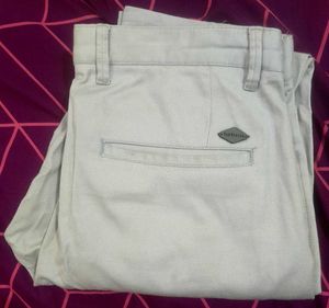 Van Heusen Tapered Fit Trousers – Elegance