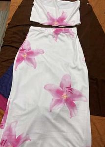 Prettiest White Floral Co-Ord Set🎀💗