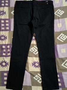 Men&#39;s Black Chinos