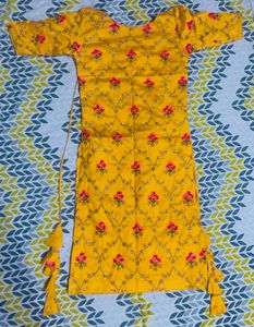 Yellow & Grey Embroidered Kurti 🌻