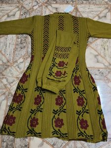 Floral Embroidered woolen kurta set