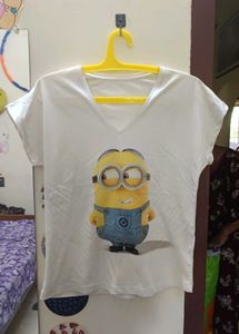 Minion Tshirt.