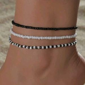 Beaded Anklet Set🖤🤍