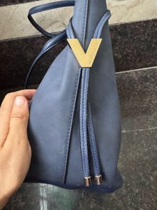 Victoria&#39;s Secret Tote Bag ( With Flaw)
