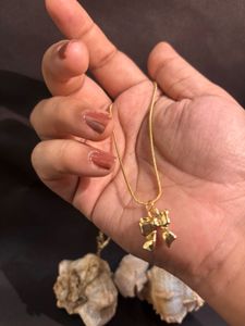 Bow Pendant Necklace